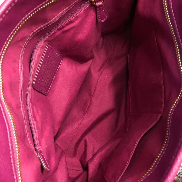SOLD!!! COACH Pebbled Leather Tote (Plum) - Picture 6 of 8